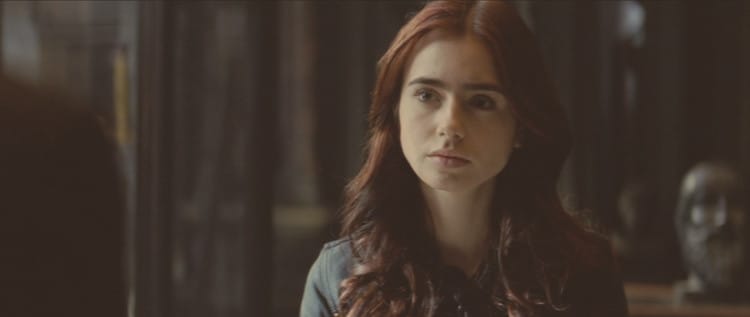 Driving & Parking - THE MORTAL INSTRUMENTS: CITY OF BONES (2013)